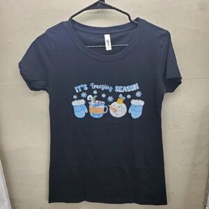 It's Freezing Season Short Sleeve T Shirt Women's Size M Black NEW